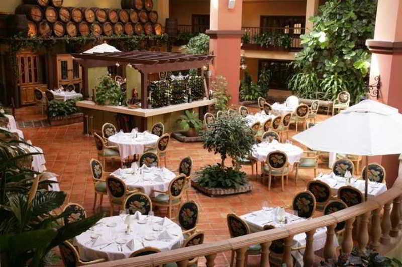 Embassy Suites By Hilton Napa Valley Restoran gambar